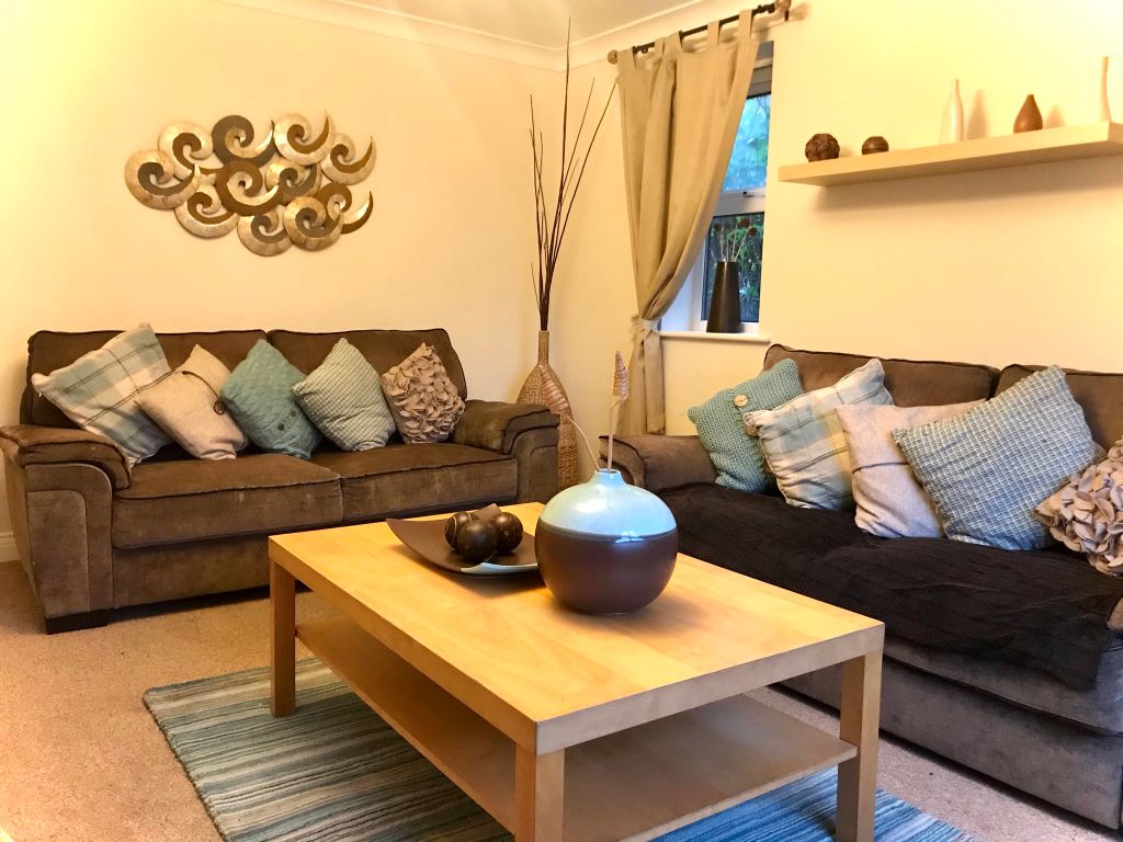 Property photo 2 of 9