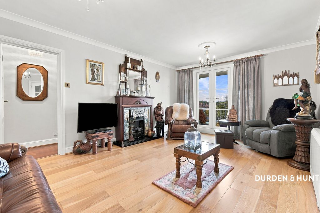 Property photo 3 of 16