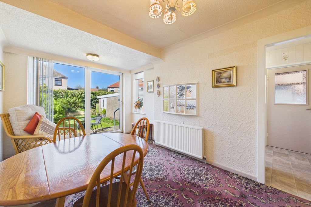 Property photo 2 of 22 Dining Room