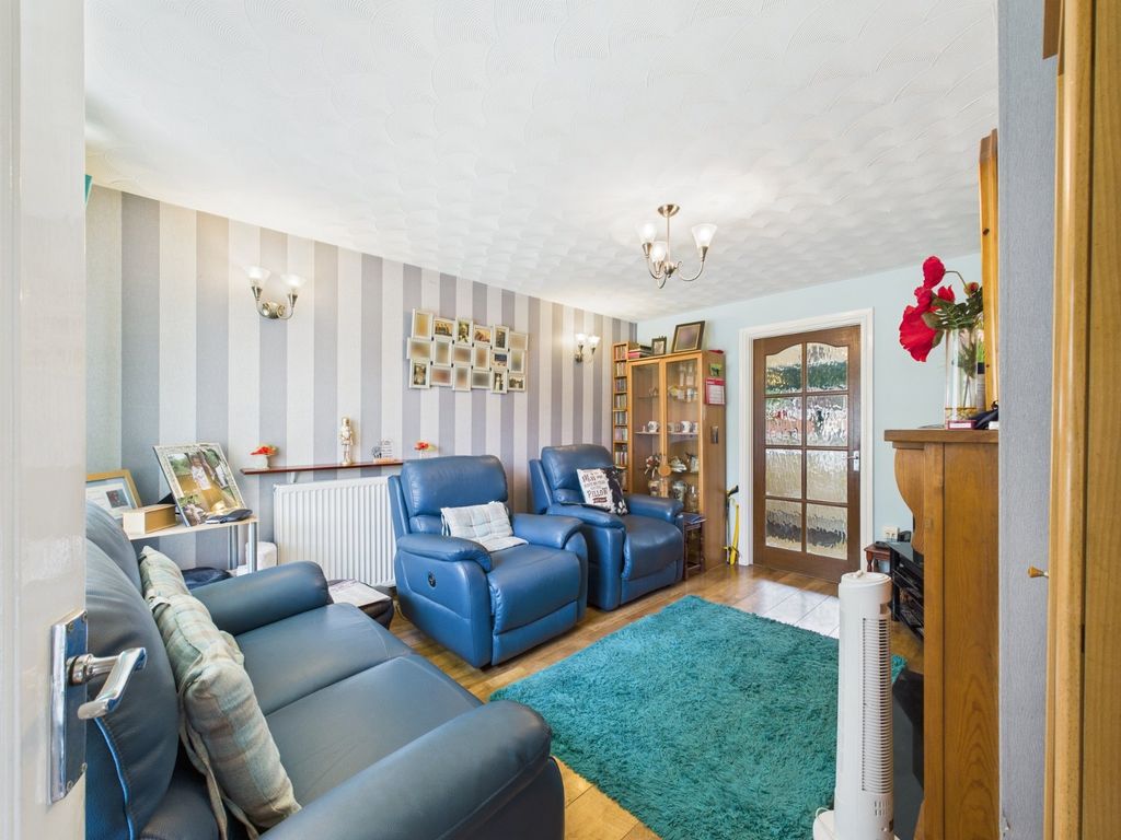Property photo 2 of 12 Picture No. 03