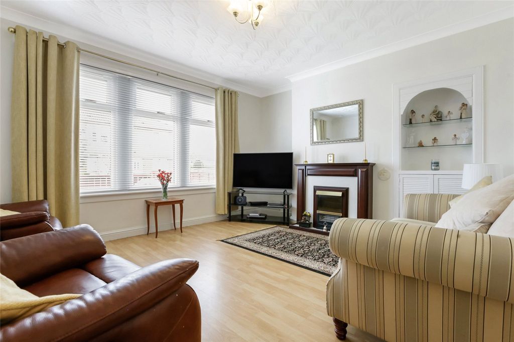 Property photo 2 of 29 Living Room