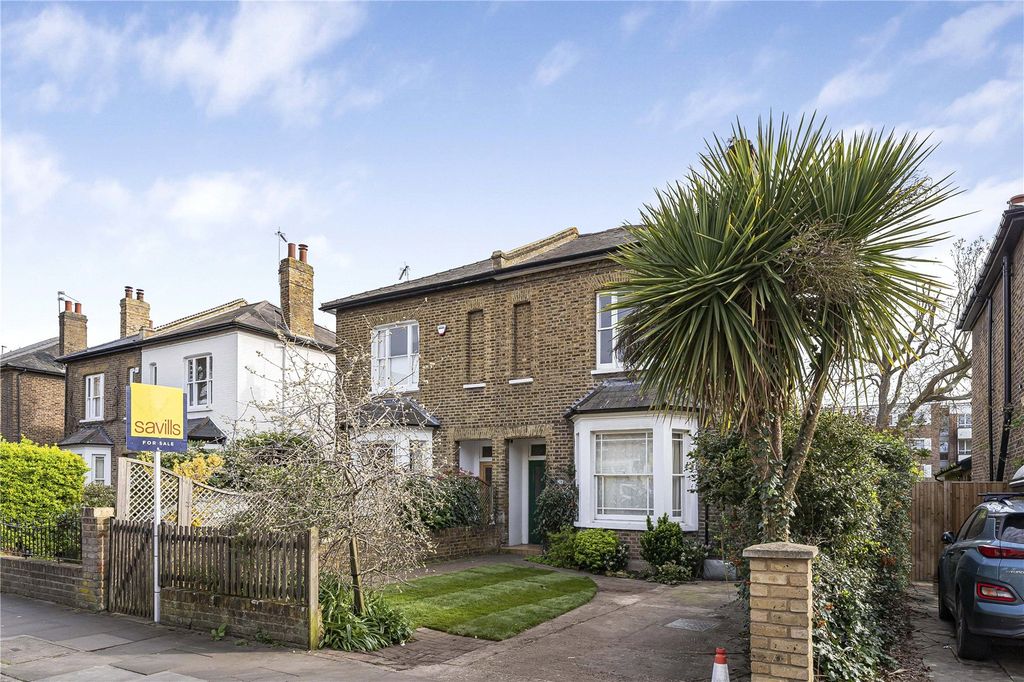 Property photo 1 of 19 Exterior