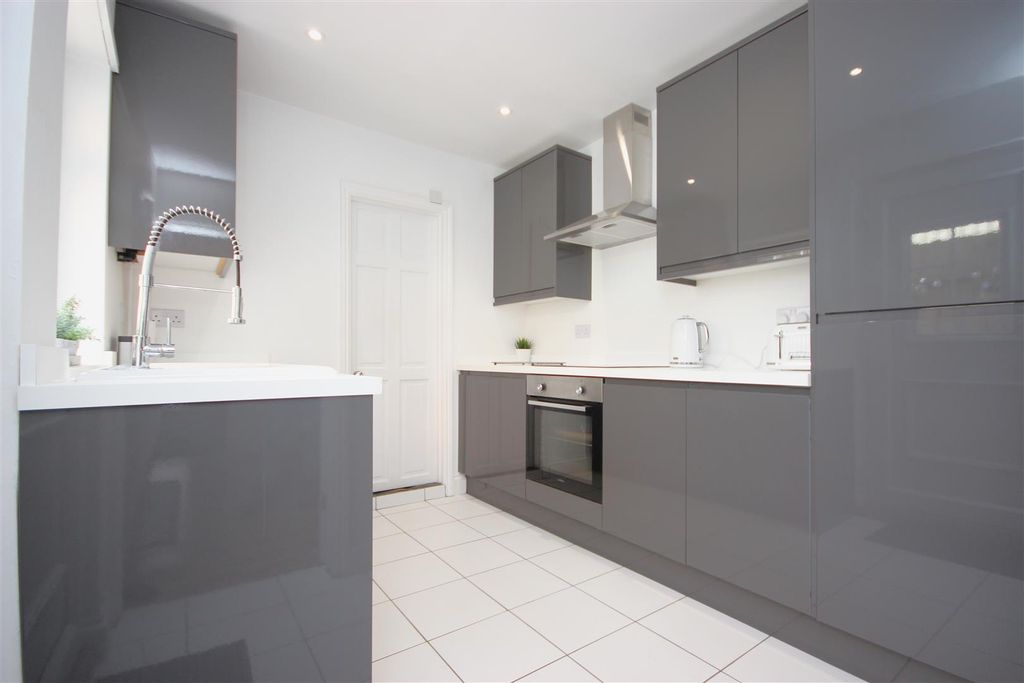 Property photo 2 of 15 Img_0894.Jpg