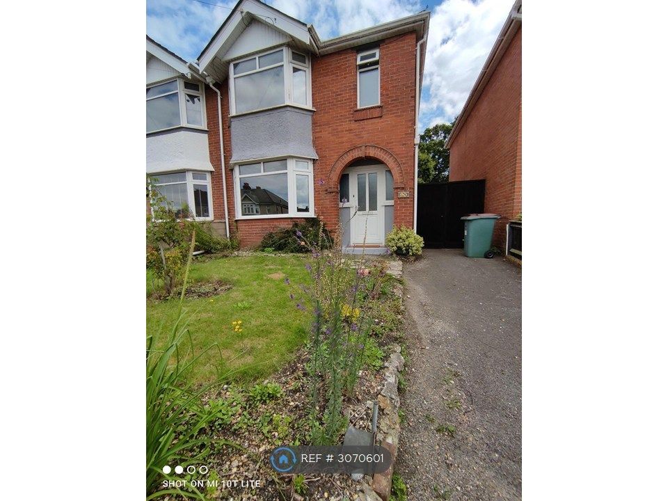 Property photo 2 of 8