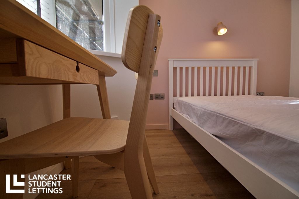 Property photo 2 of 12 Property Photo