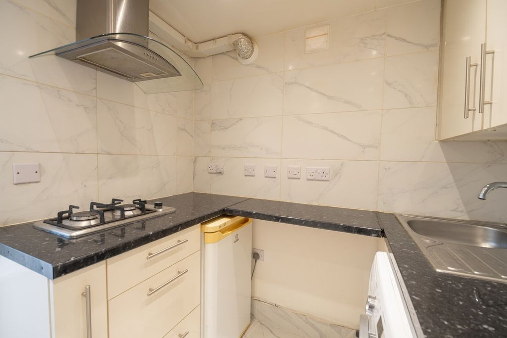Property photo 3 of 5 Cp0V5
