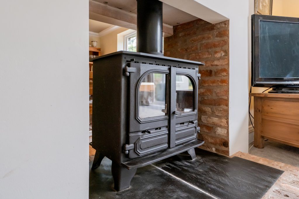 Property photo 3 of 44