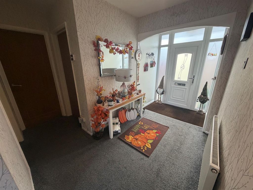 Property photo 2 of 13 7.Jpg