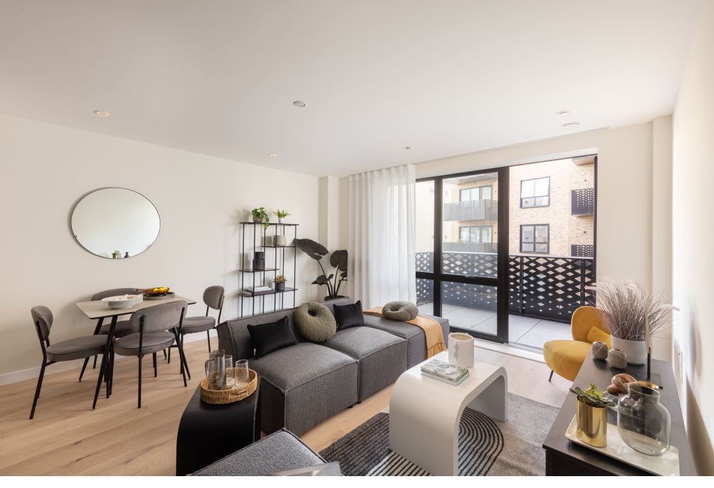 Property photo 3 of 11