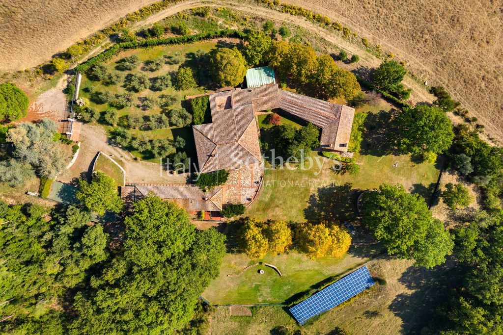 Property photo 2 of 45