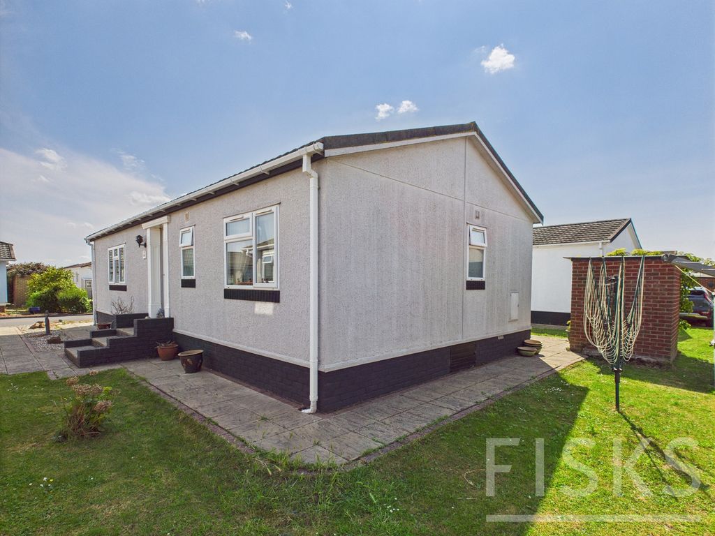 Property photo 3 of 14