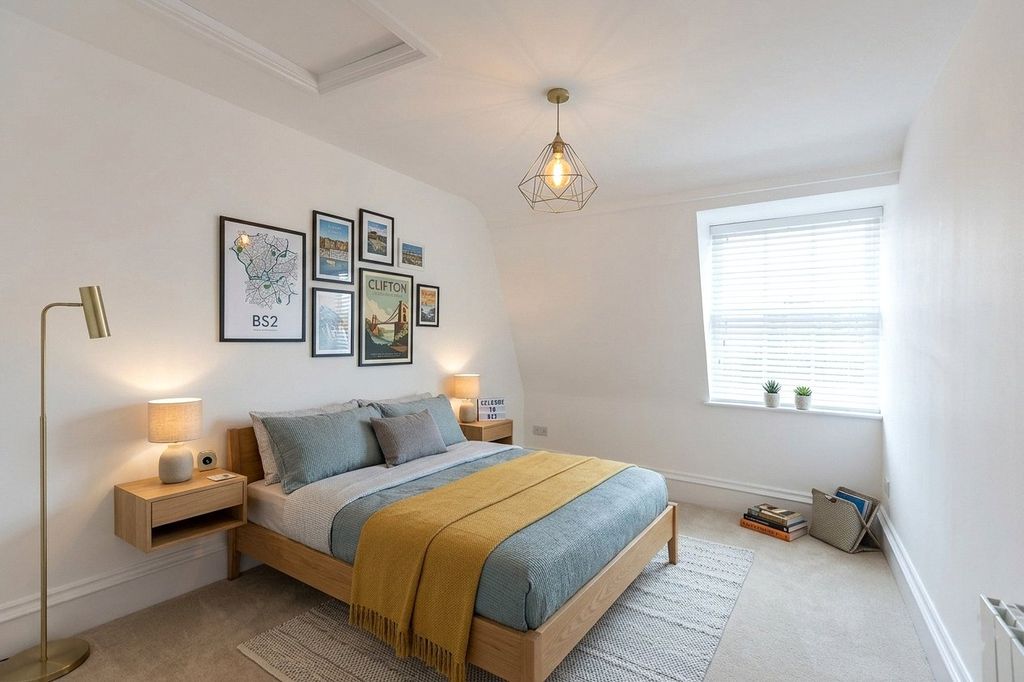 Property photo 2 of 5 Bedroom 2