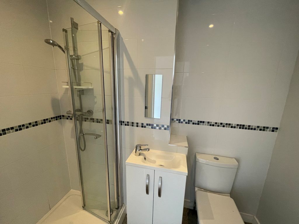 Additional image 7 of 2 bed flat to rentAlpine Road, Ventnor PO38