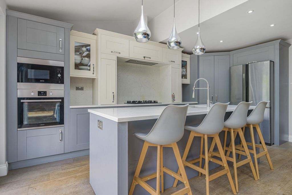 Additional image 11 of 4 bed end terrace house for saleShirley Avenue, Bexley DA5