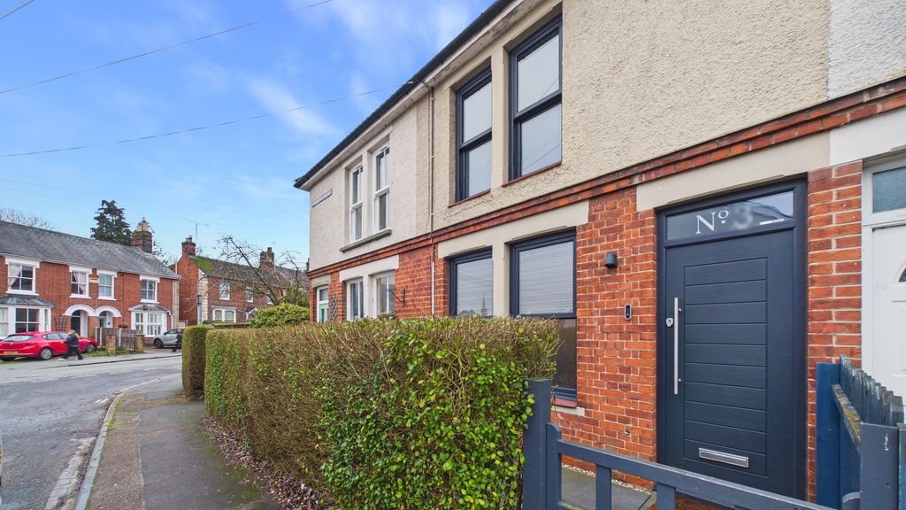 Property photo 1 of 10