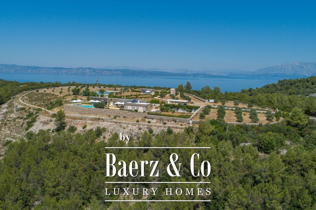 Property photo 2 of 29