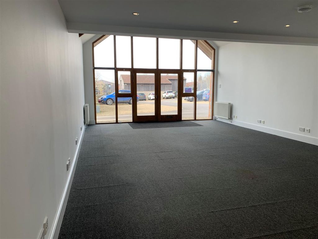 Property photo 2 of 18 7.Jpg