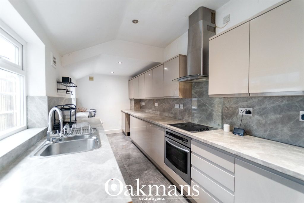 Property photo 2 of 21 Picture No. 01