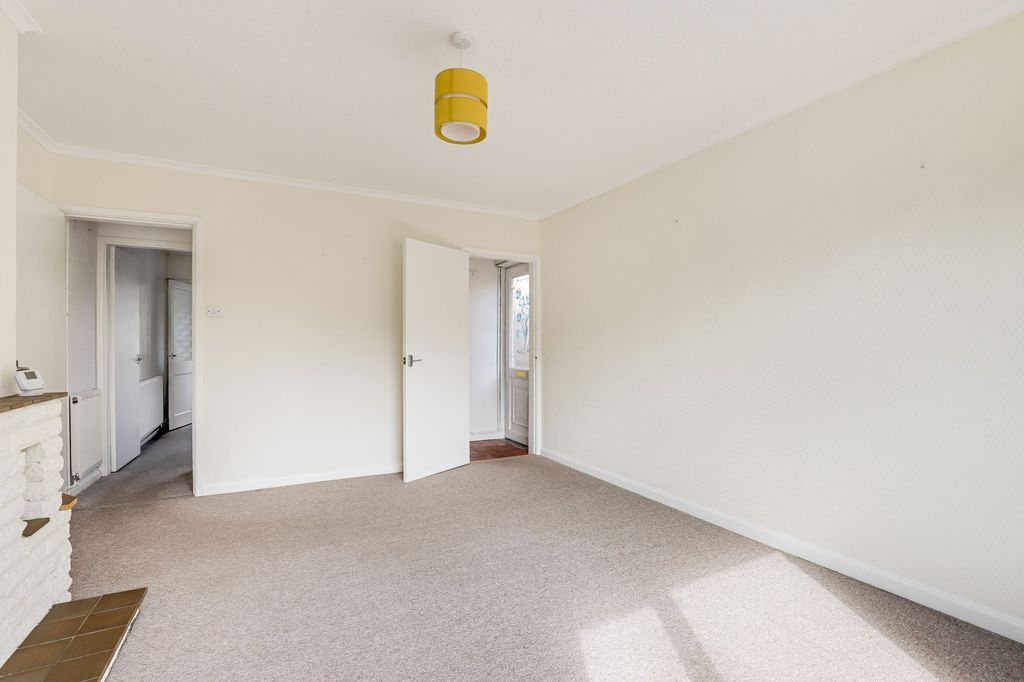 Property photo 3 of 21