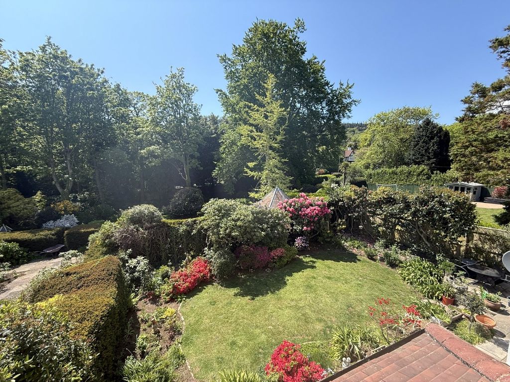 Property photo 2 of 19 Picture No. 28