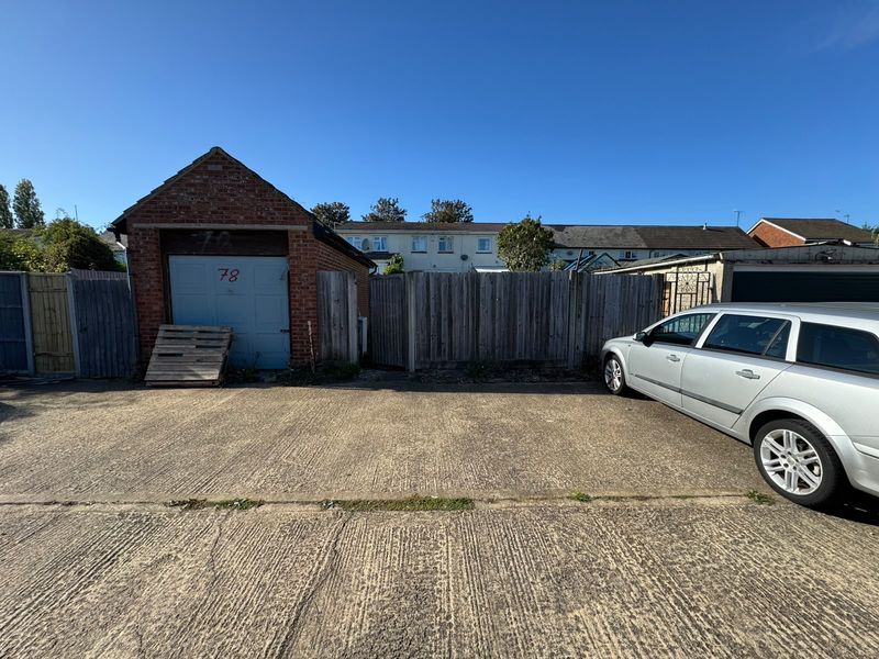 Property photo 2 of 16 Photo 28