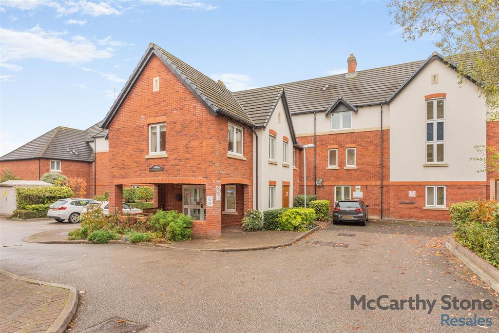 Property photo 1 of 21 8667014-Exterior01.Jpg