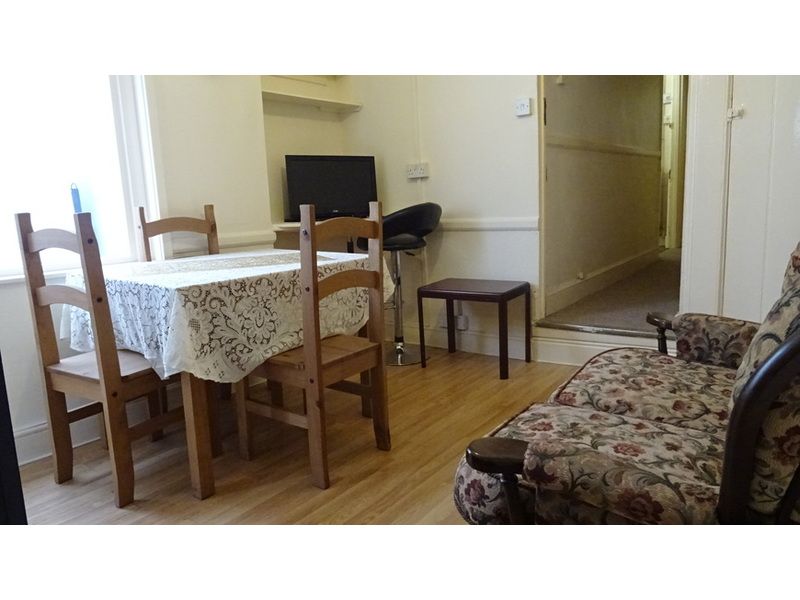 Property photo 1 of 6 Ground Floor Flat Includes Gas And Electric