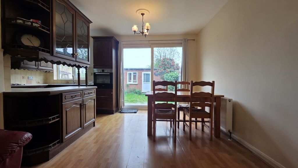 Property photo 3 of 14