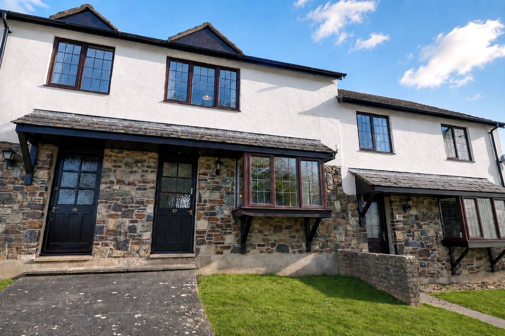 Property photo 1 of 10 Picture No. 12