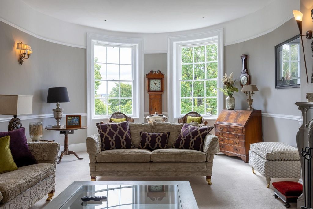Additional image 8 of 3 bed flat for saleMontpellier Spa Road, Cheltenham, Gloucestershire GL50