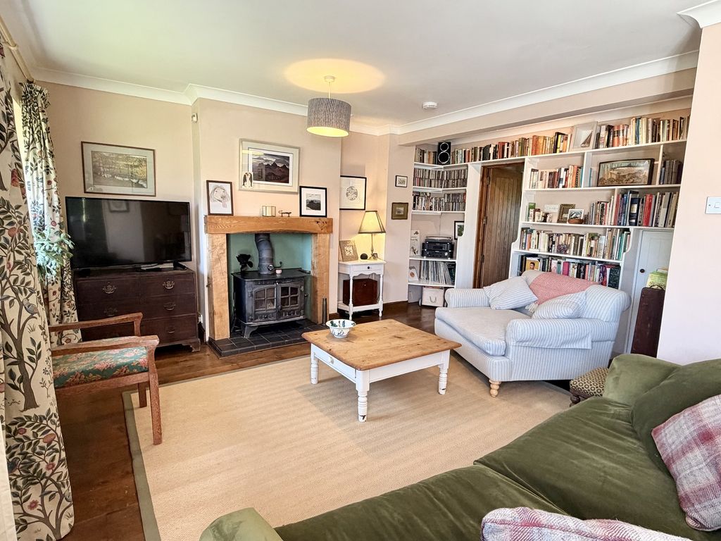 Property photo 2 of 14 Not Specified