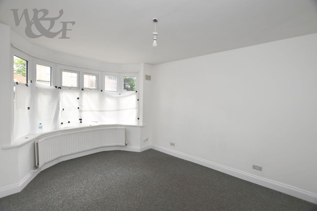 Property photo 3 of 26 Photo 2