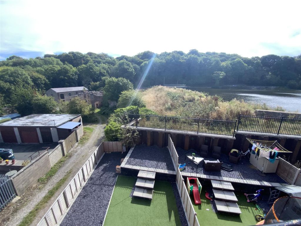 Additional image 9 of 4 bed property to rentGreenfield Road, Greenfield, Holywell CH8