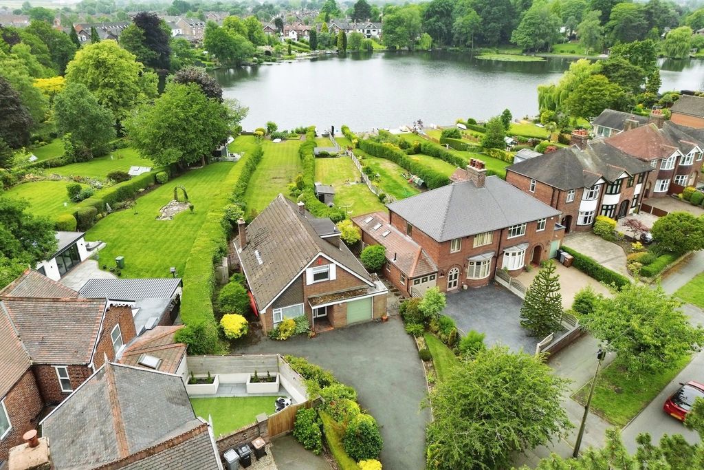 Property photo 1 of 24 Drone