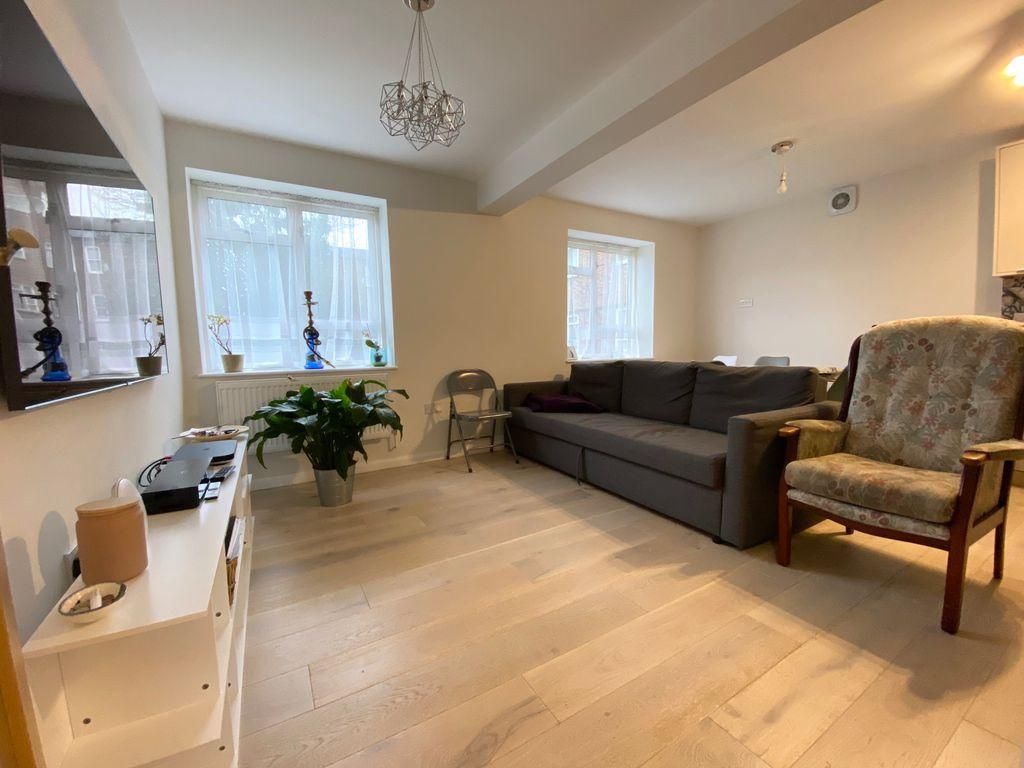 Property photo 2 of 11 3