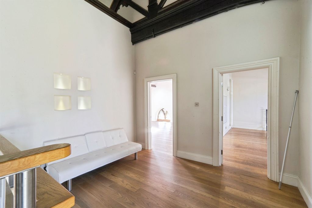 Additional image 17 of 3 bed property for saleRadcliffe Lane, Pudsey LS28
