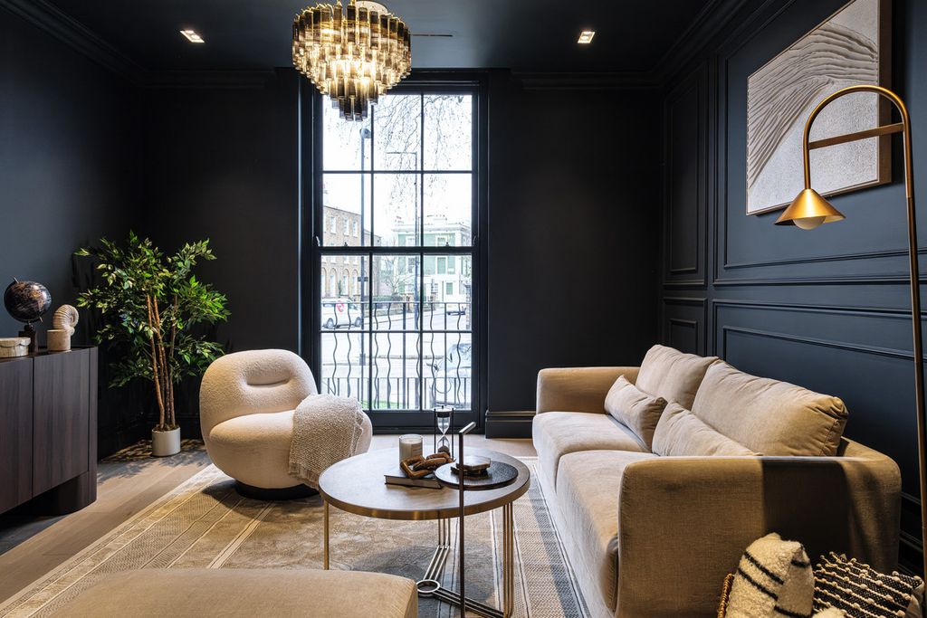 Property photo 2 of 41