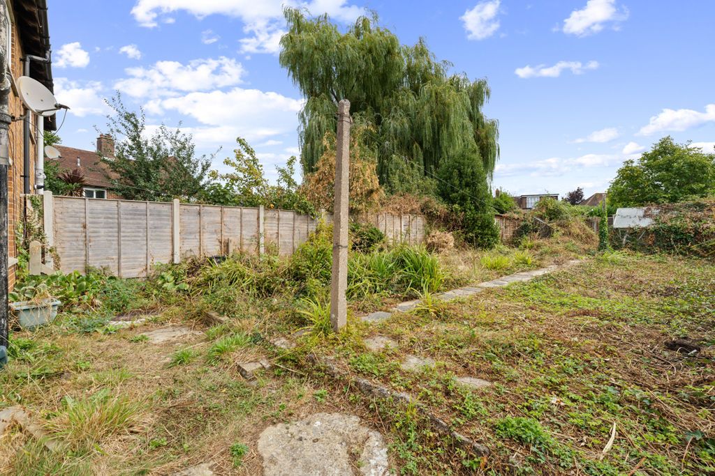Property photo 2 of 17 Photo 3