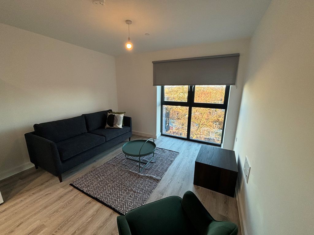 Property photo 2 of 8 Image