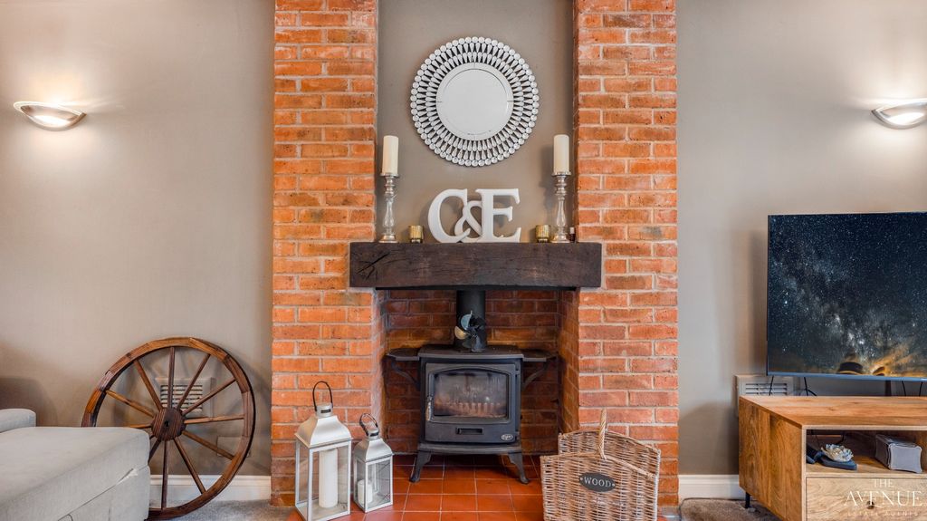 Property photo 3 of 30 4911477
