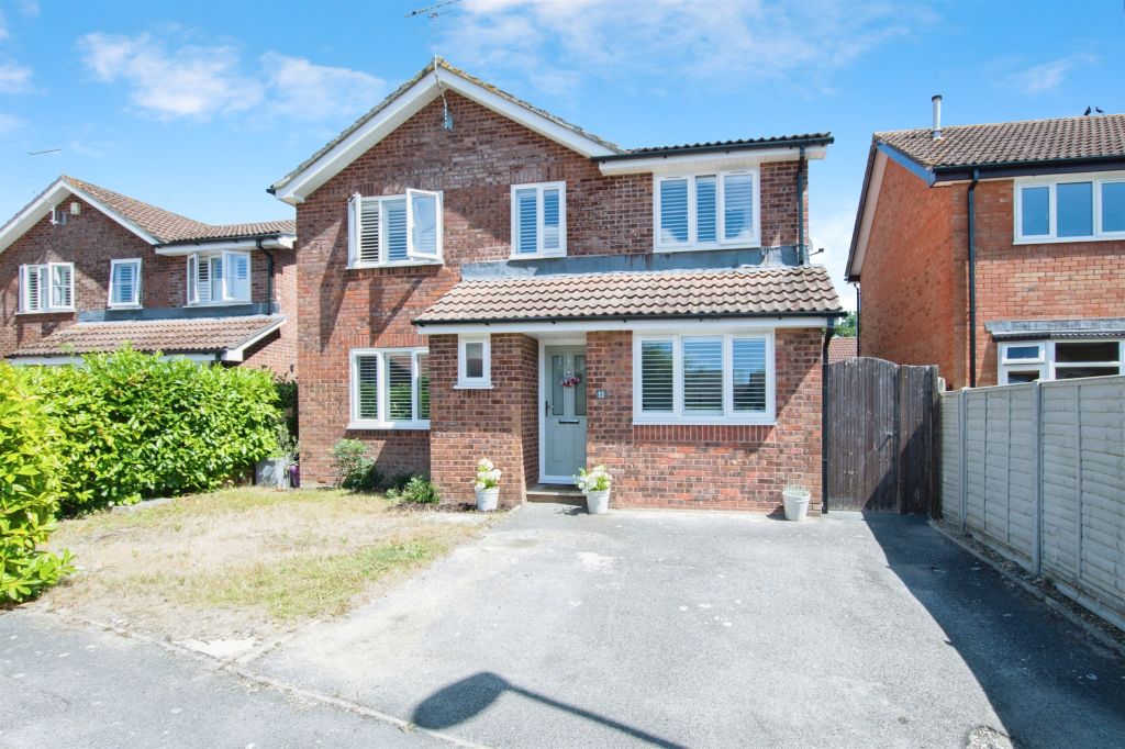 Property photo 2 of 33