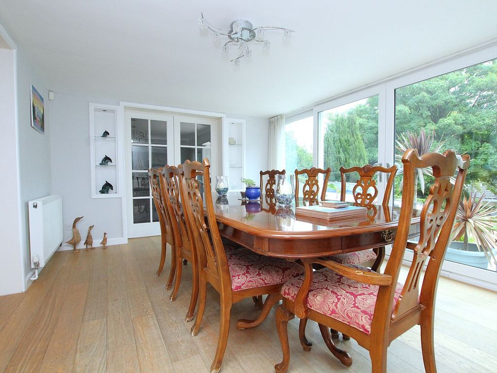 Property photo 3 of 61