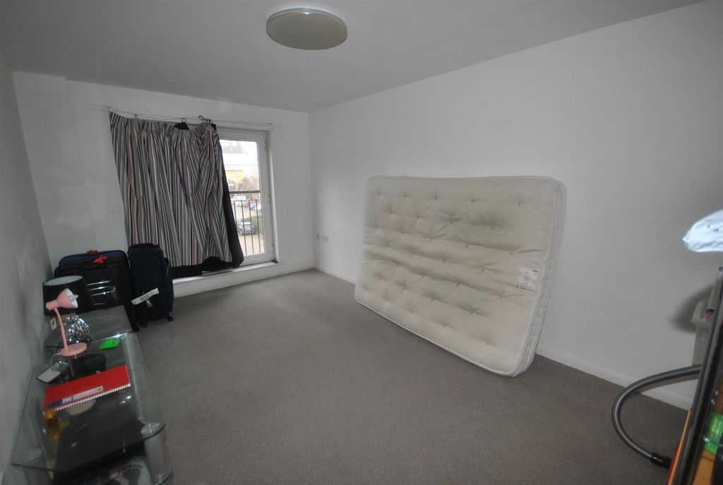 Property photo 3 of 6 Lounge/Diner