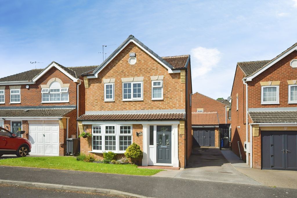 Property photo 1 of 18 Pbox-Img.Jpg