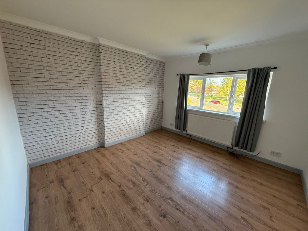 Property photo 3 of 8 Image