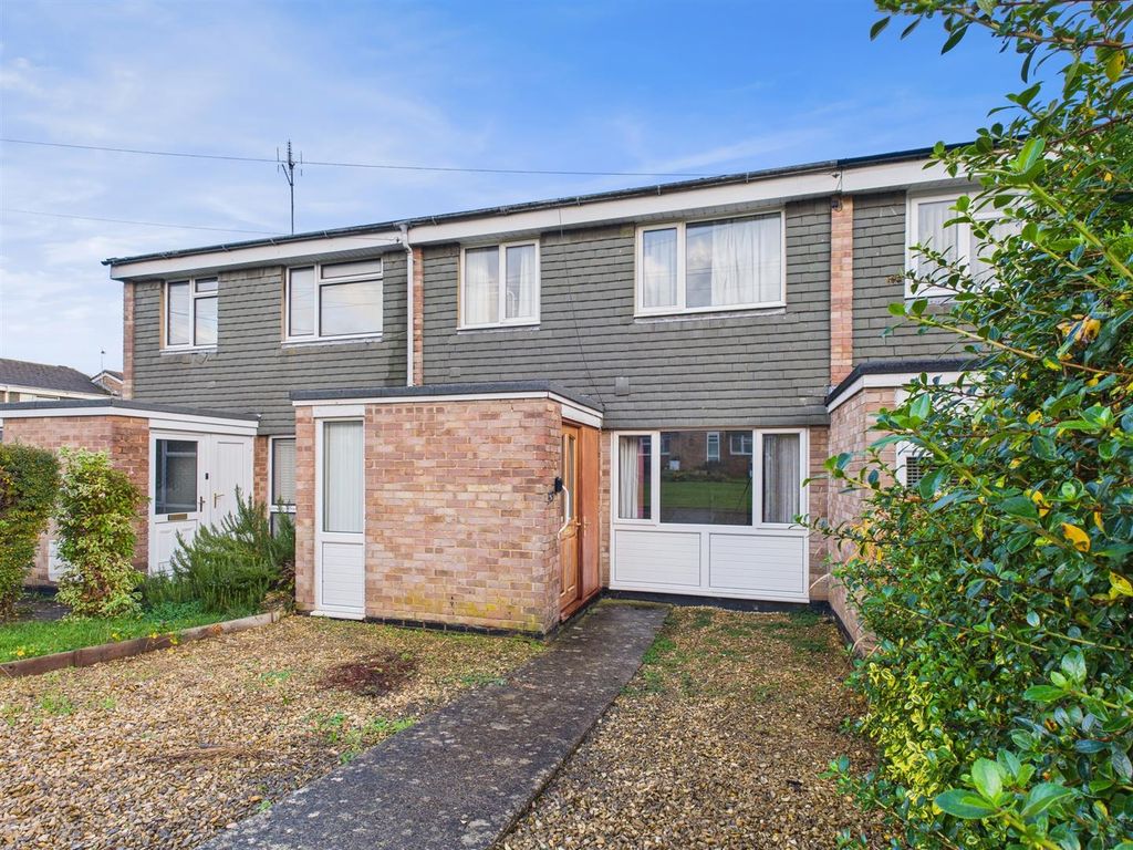 Property photo 1 of 11 Front