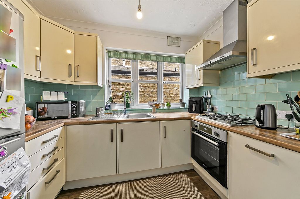 Property photo 3 of 11 Picture No. 07