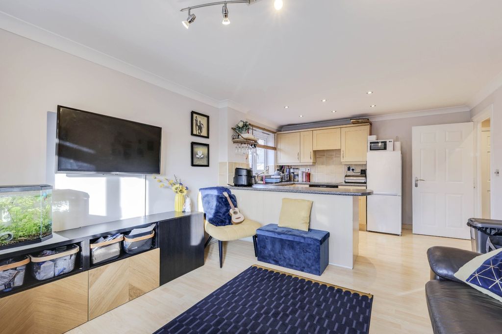 Property photo 3 of 10 Picture No. 04