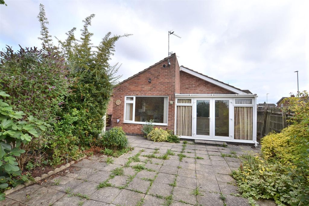 Property photo 3 of 17 Heatcote Drive (13).Jpg