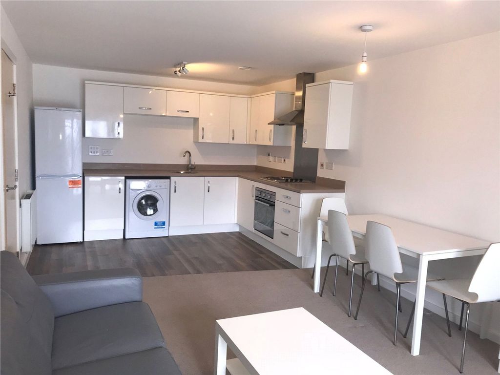 Property photo 1 of 6